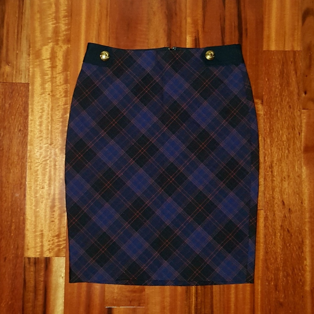 Purple and black plaid skirt